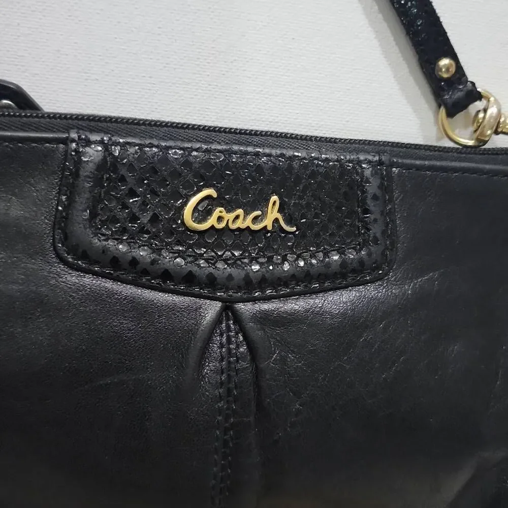 Coach Ashley Leather Wristlet Medium